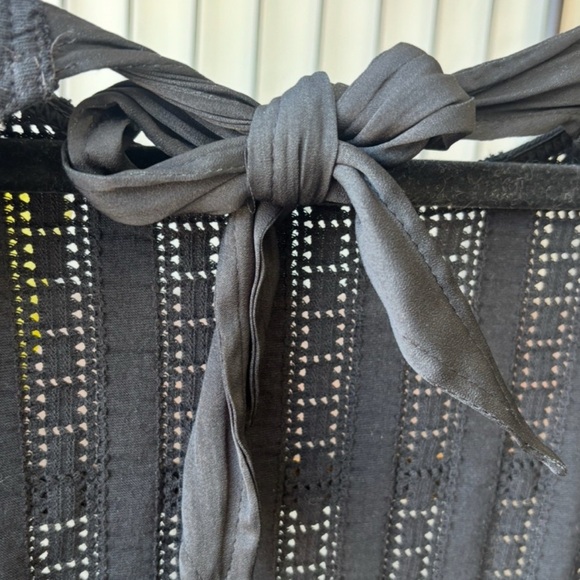 Free People “Star Struck” Eyelet Puff Sleeve Crop Top Black Open Back XS Cotton - Picture 9 of 11